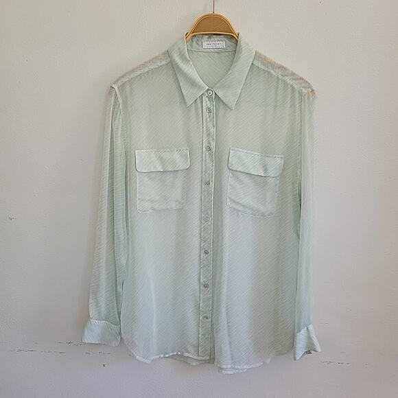 Equipment Femme Sheer Silk Button Up Blouse Large Long Sleeve Green Animal Print - Picture 1 of 10